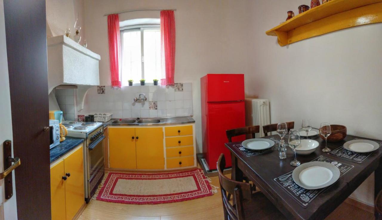 1935 Home Lílaia Exteriér fotografie